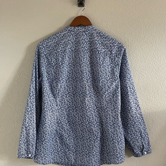 L.L.Bean Button Up Shirt Ditsy Floral 100% Cotton Long Sleeve XL Blue White - Picture 2 of 8